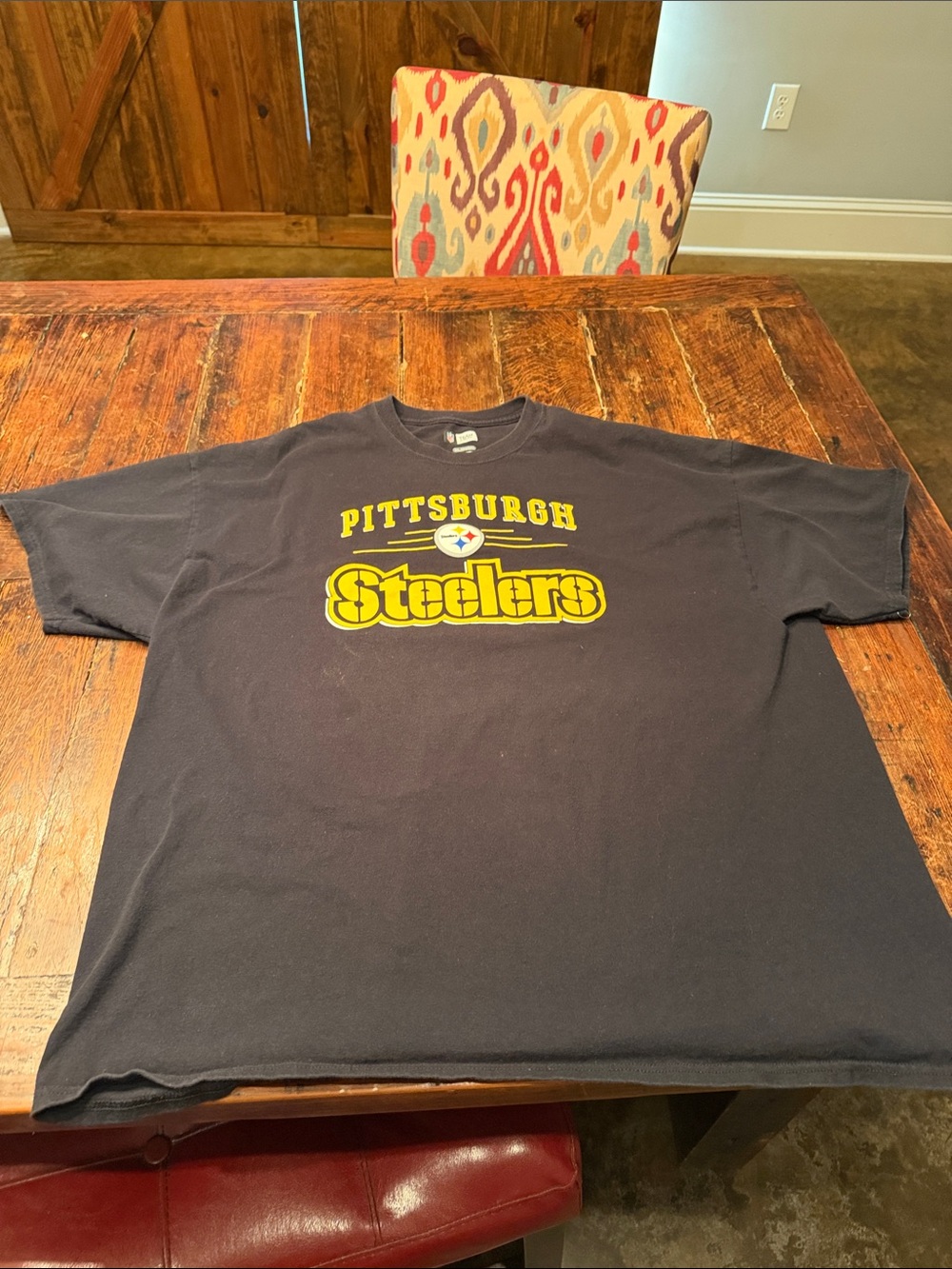 NFL Pittsburgh Steelers Black Short-Sleeve Logo Tee-Size 2XL